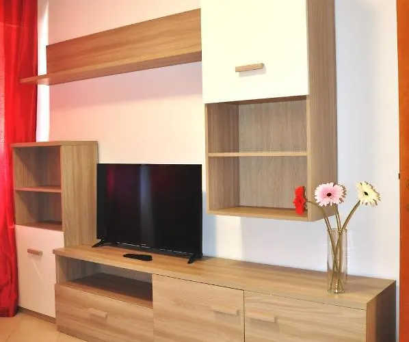 Apartman Via Battisti 231 1 *